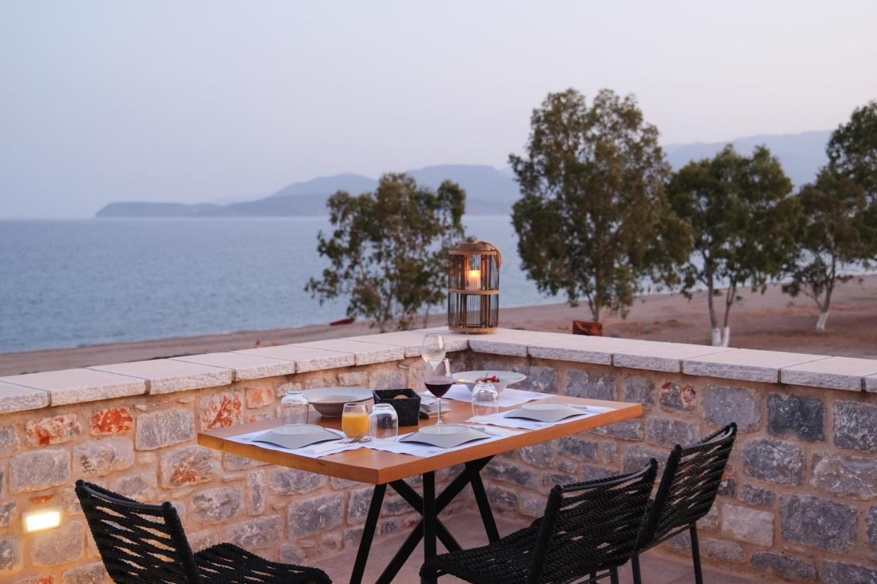Margo Beach Hotel ยีธิโอ ภายนอก รูปภาพ
